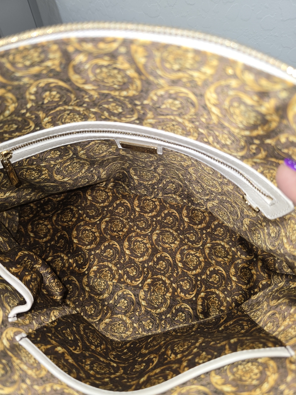 Versace Athena Barocco Quilted Nappa Vanitas Handbag - Picture 6 of 10